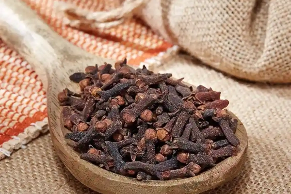 Cloves